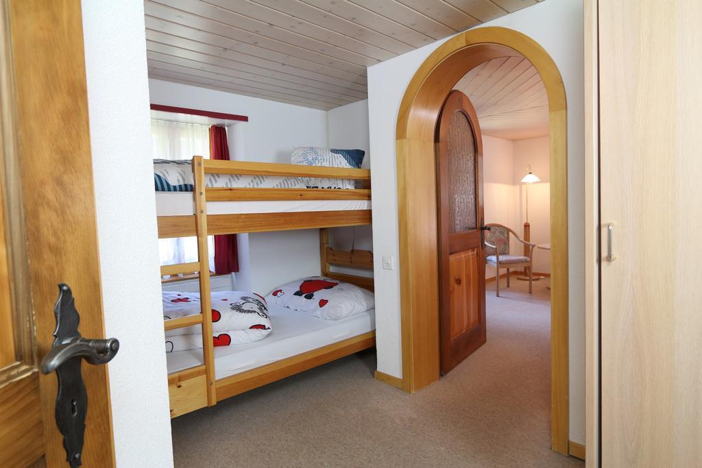 Hotel Alpina Grächen Szoba fotó